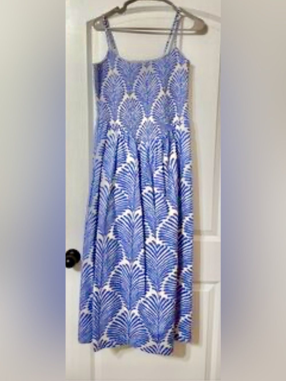 Abercrombie and Fitch
Smocked Tank Maxi Dress
SIZE XXL NWT
Fits 18/20-1st Pic - Picture 11 of 15